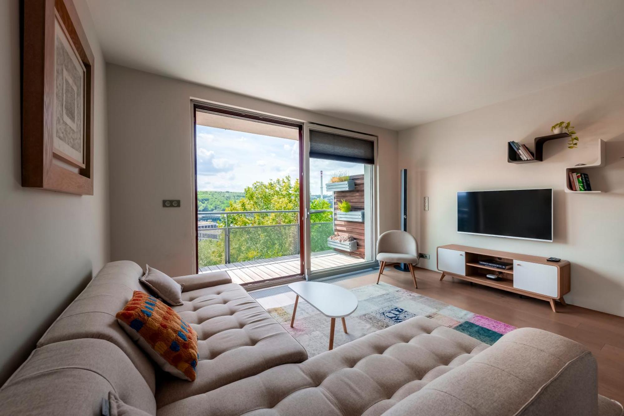 Moderni S Terasou, 2 Loznice, Parkovani V Cene, Blizko Metra, 15 Min Do Centra Apartamento *